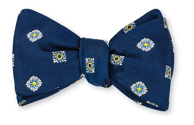 Navy Crawley Medallions Bow Tie - B5307